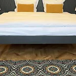 Ξενοδοχείο Hotel Studio