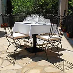 Hotel Studio