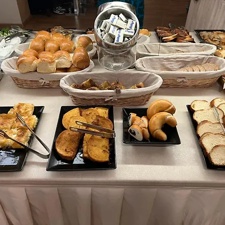 Hotel Hotel Studio 3*